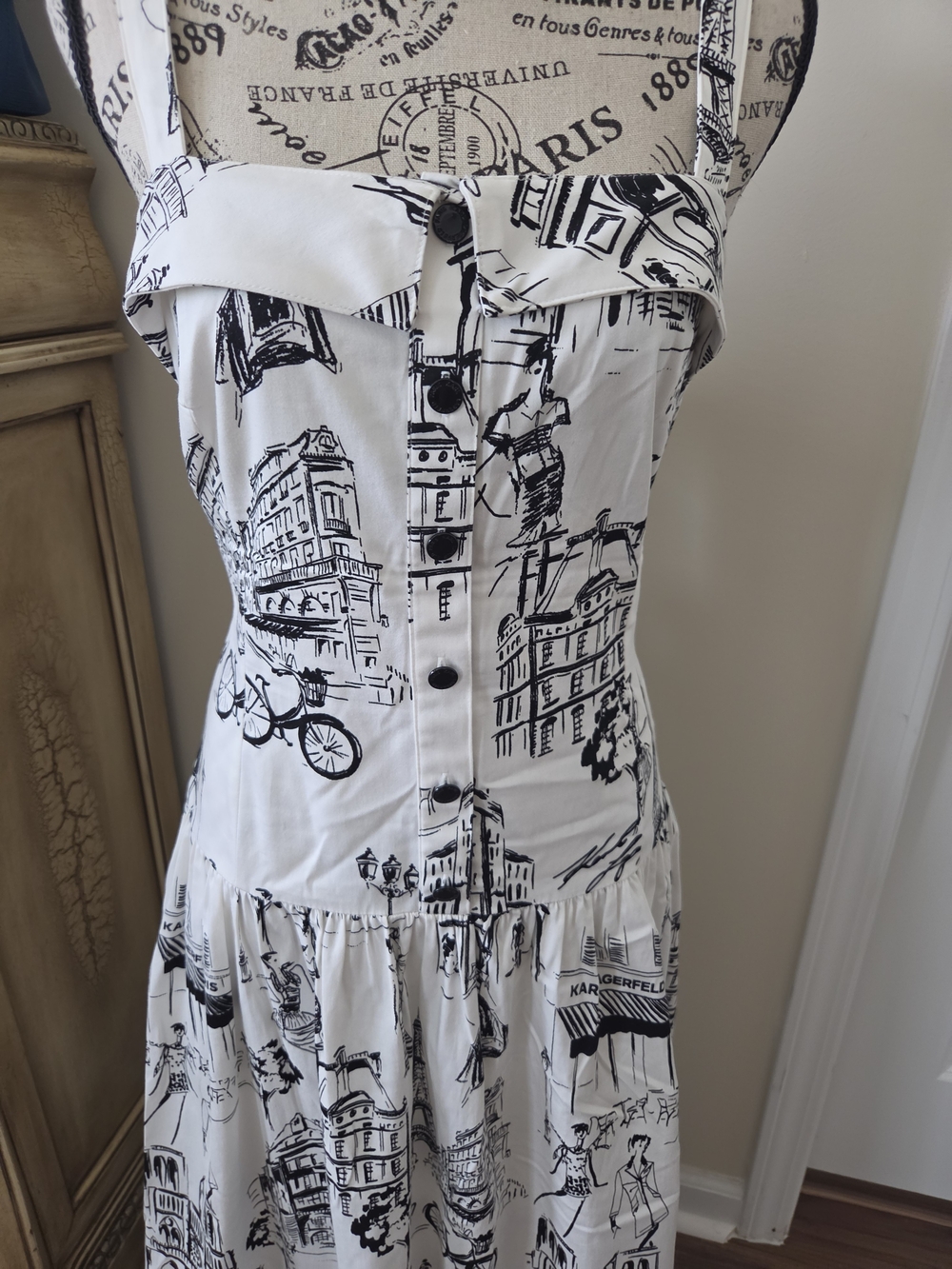 Karl Lagerfeld White Maxi Dress with Black City Print - Picture 3 of 15